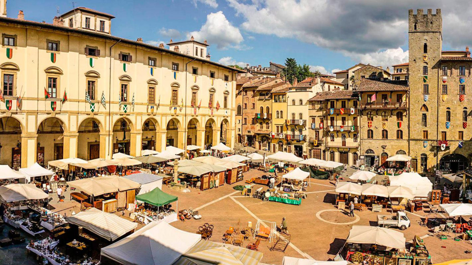 Toscana Italy fiera antiquariato 2022 Arezzo